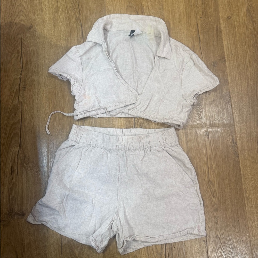H&M Cream Women's Shorts Set